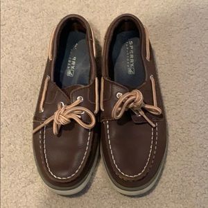 Boys Sperry boat shoes